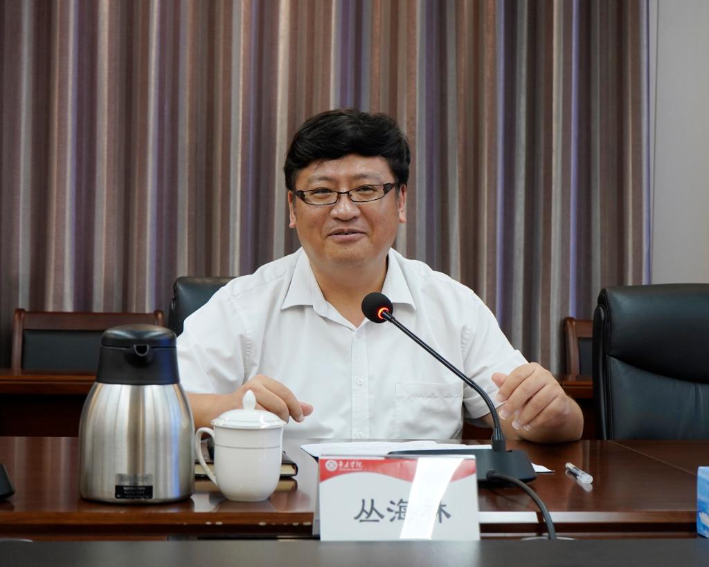 20260924枣庄学院“十五五”规划校内论证会2.JPG