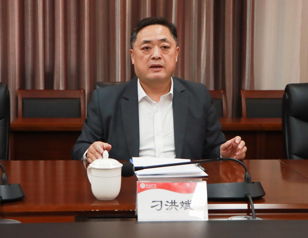 20260311青岛酒店管理职业技术学院来校交流座谈 (3).jpg