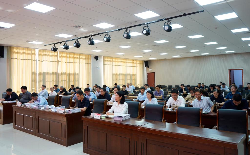 20260512枣庄学院 2026 年第四次学科建设工作会8.JPG