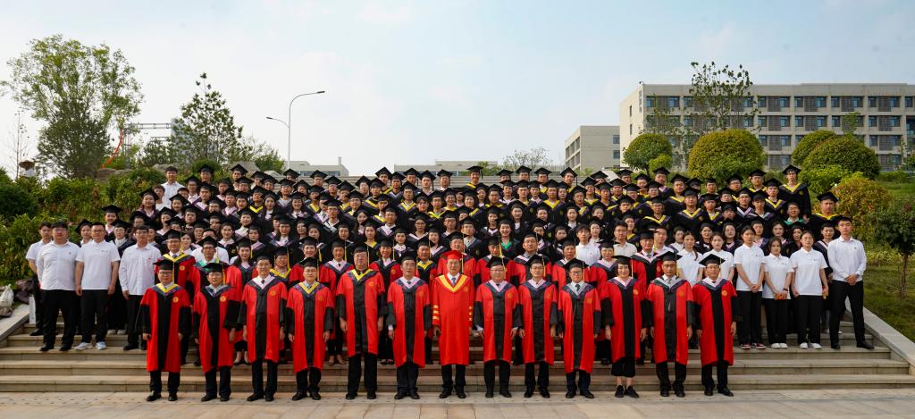 20240620毕业典礼16.JPG